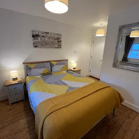Apartment 12, Sea Wharf Westport Extérieur photo